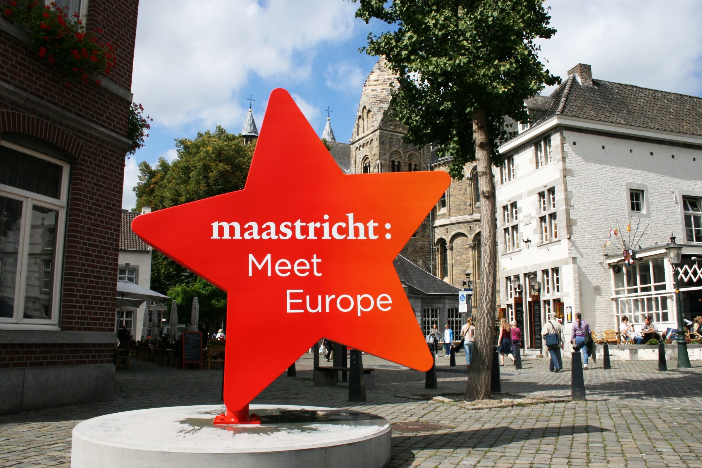 maastrichtmeeteurope-ster-liggend2-landovanberlo-27082014